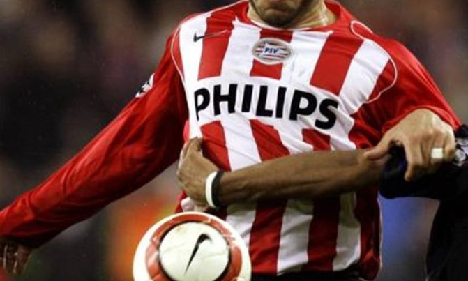 Het 2005 UEFA Cup Shirt Het Jaar van Herstel voor PSV Eindhoven